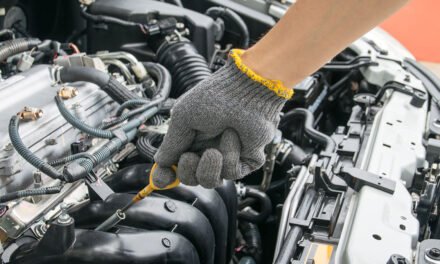 How do modern engines achieve higher fuel efficiency and lower emissions?