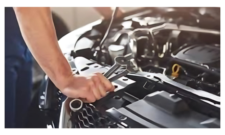 What are the common signs of engine wear or failure, and how can these issues be diagnosed and repaired?